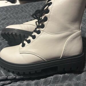 Soda Cream Lace-Up Combat Boots WORN ONCE, So Cute!! Small scuff shown in pics,